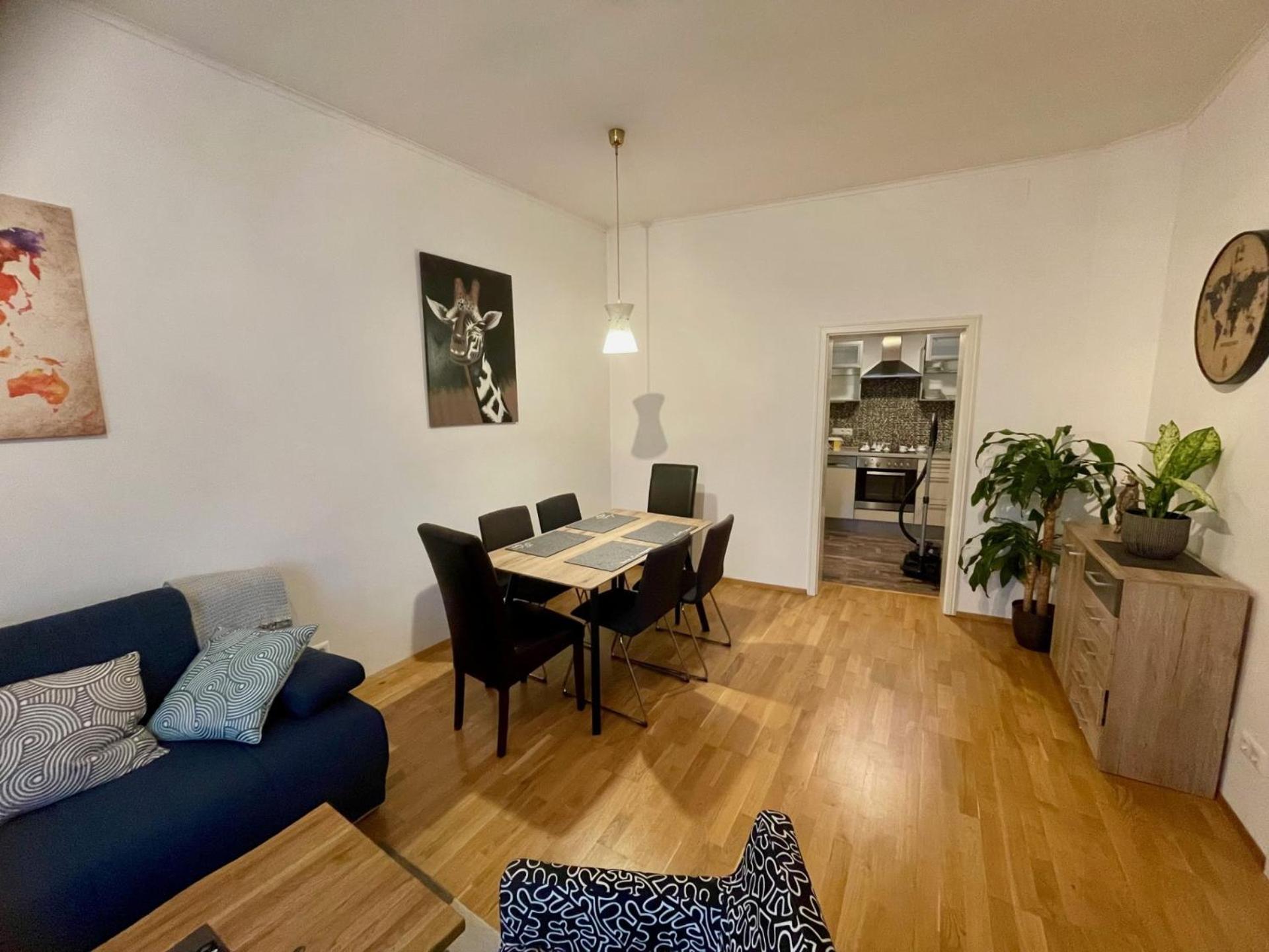 Bobbys Gartenapartment Krems an der Donau Exterior foto